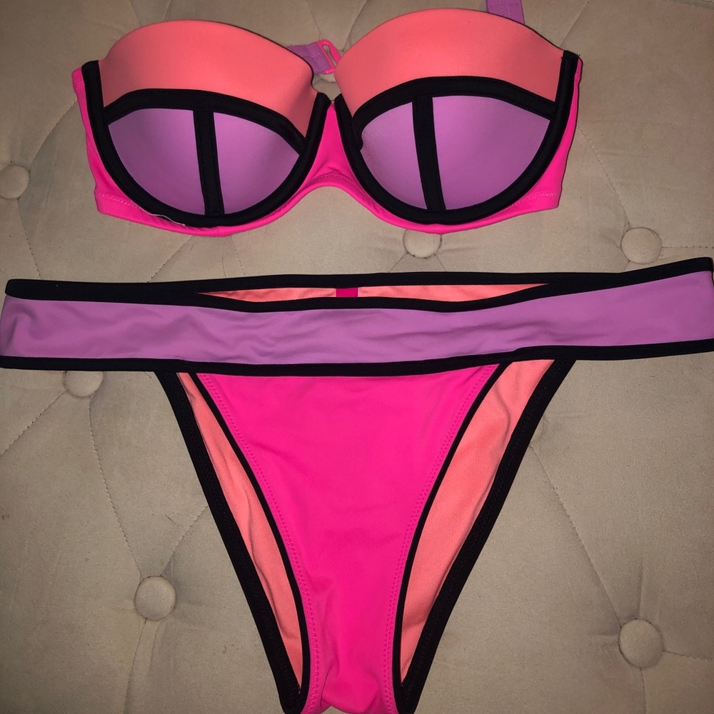 VS HOT PINK BATHINGSUIT